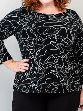 BlueSky clothing company top  Black with cream,beige pattern